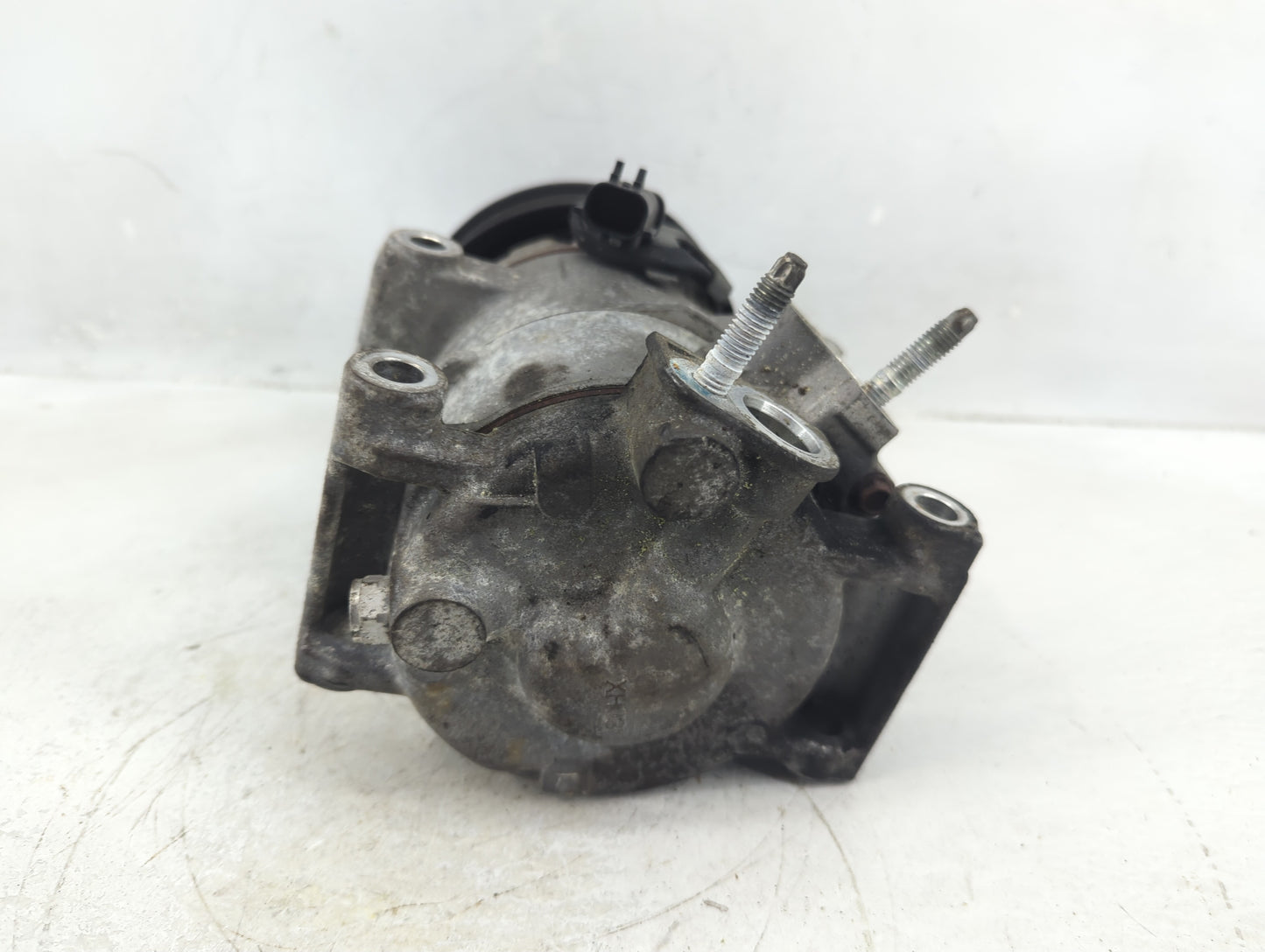2011-2016 Chrysler Town & Country Air Conditioning A/c Ac Compressor Oem - Oemusedautoparts1.com