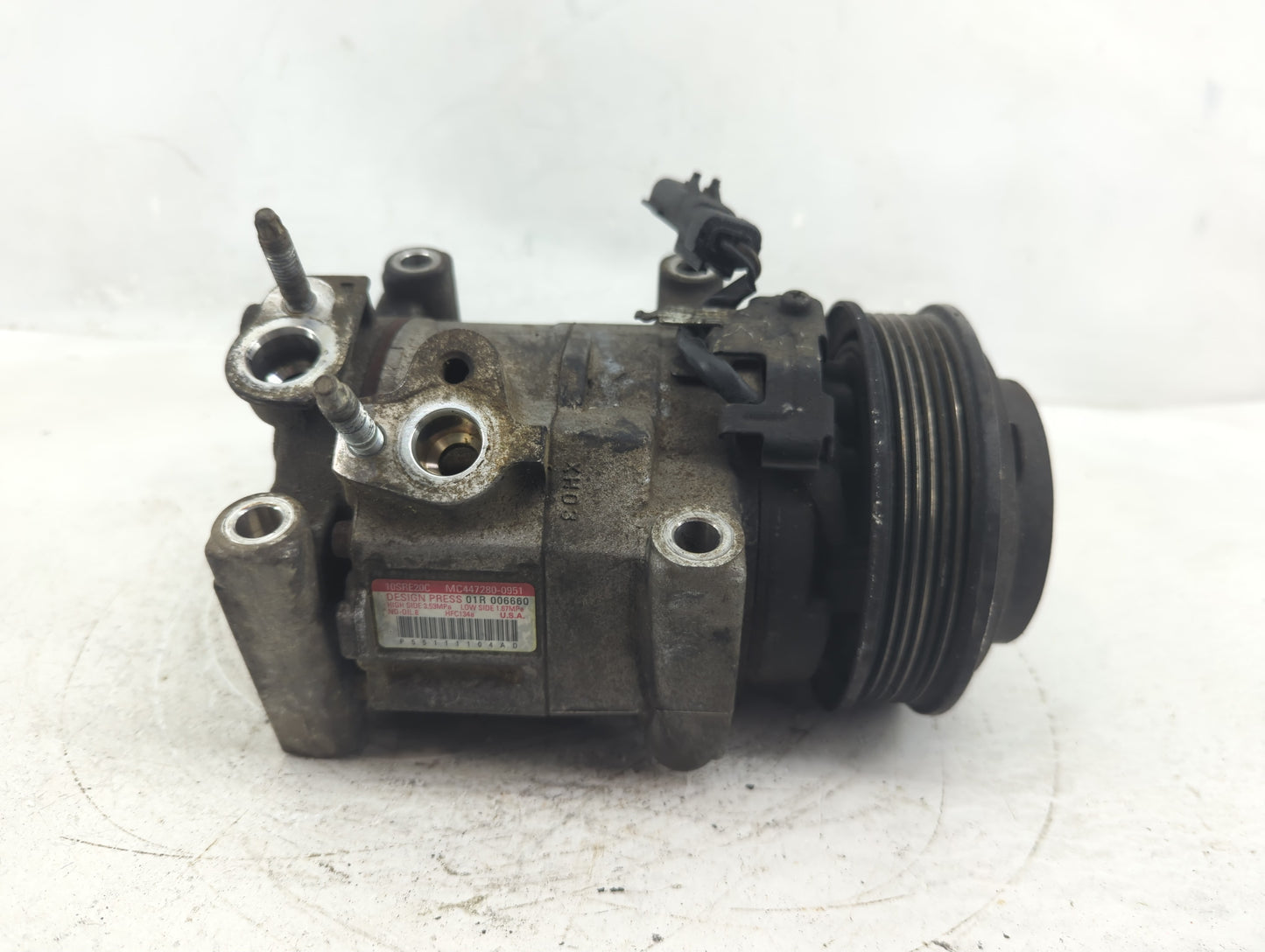 2011-2016 Chrysler Town & Country Air Conditioning A/c Ac Compressor Oem - Oemusedautoparts1.com