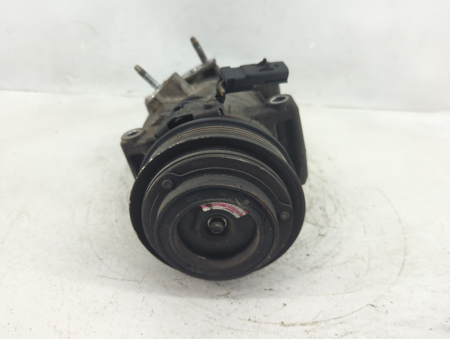 2011-2016 Chrysler Town & Country Air Conditioning A/c Ac Compressor Oem - Oemusedautoparts1.com