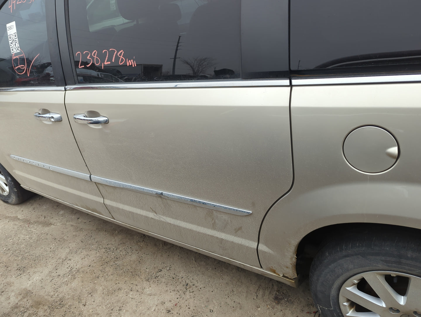 2011-2016 Chrysler Town & Country Driver Rear Door Oem - Oemusedautoparts1.com