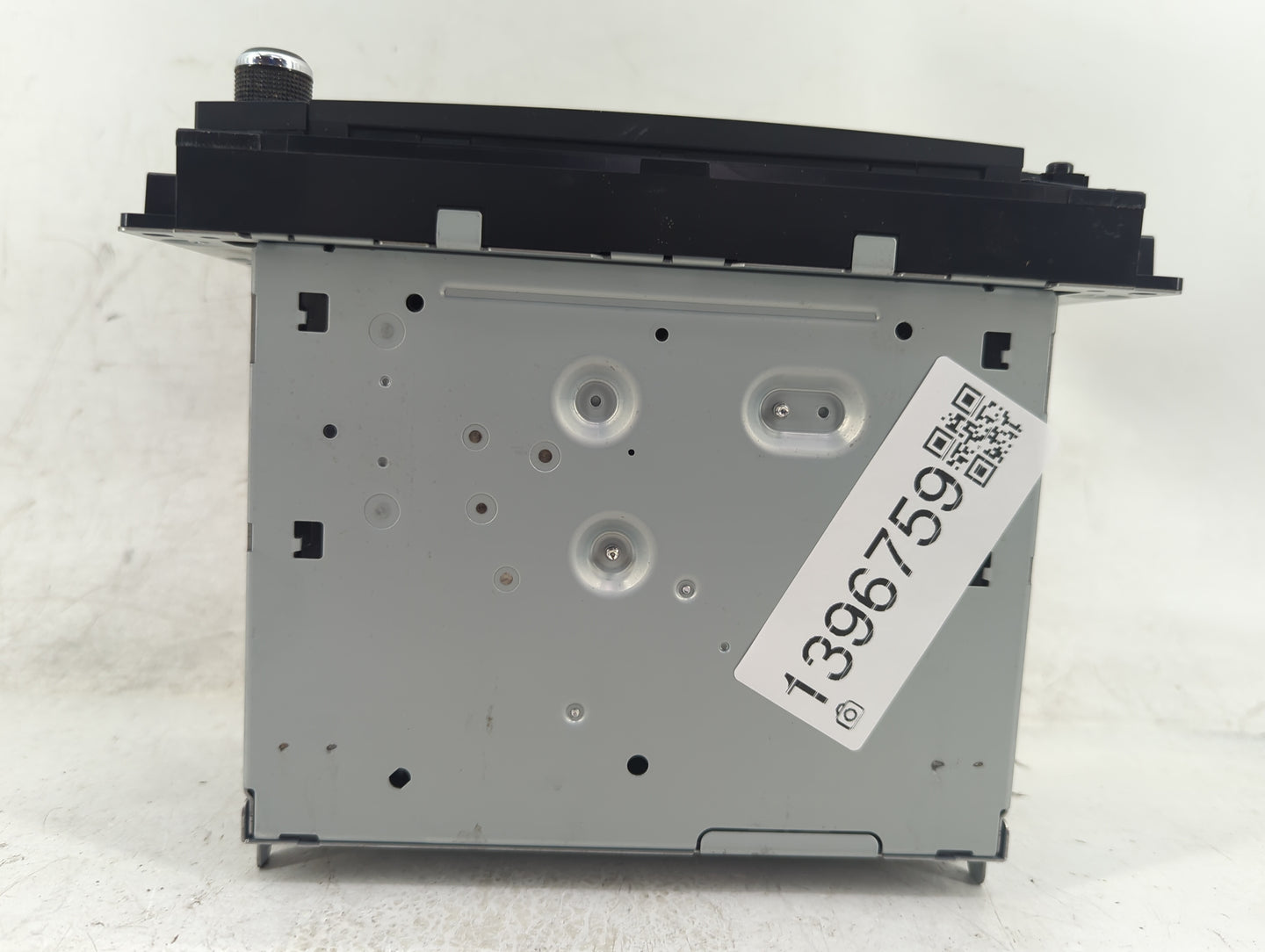 2012-2016 Chrysler Town & Country Radio AM FM Cd Player Receiver Replacement P/N:P05091200AD Fits OEM Used Auto Parts - Oemu