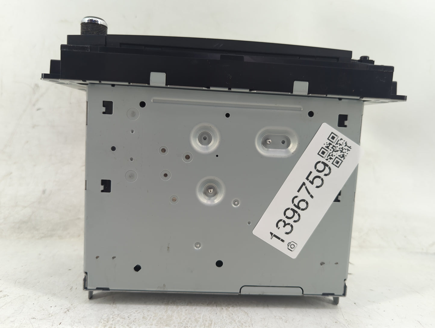 2012-2016 Chrysler Town & Country Radio AM FM Cd Player Receiver Replacement P/N:P05091200AD Fits OEM Used Auto Parts - Oemu