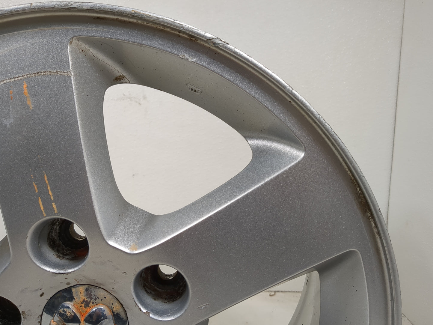 2012 Chrysler Town & Country Oem Wheel Rim 1409779 - Oemusedautoparts1.com