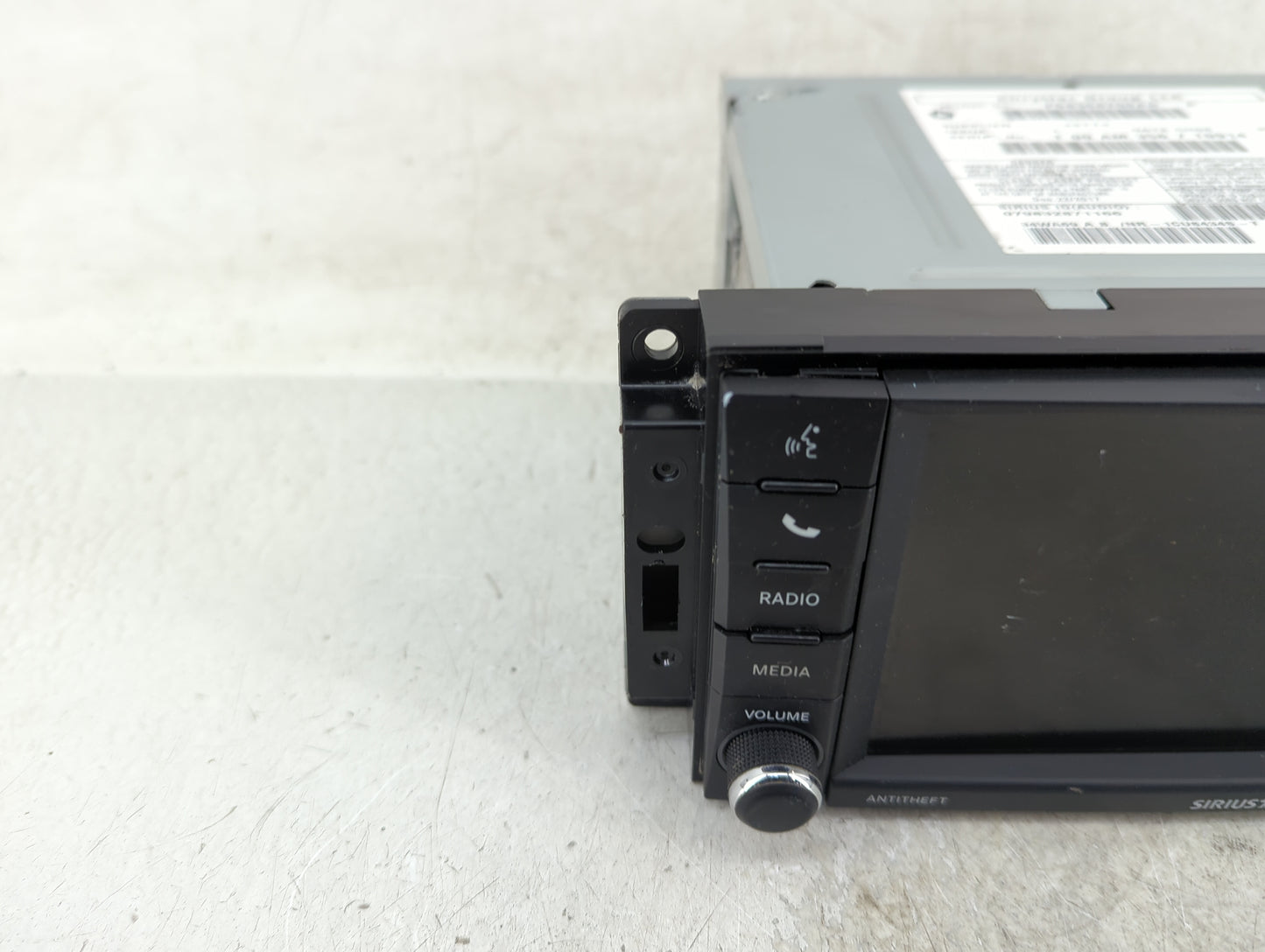 2012-2016 Chrysler Town & Country Radio AM FM Cd Player Receiver Replacement P/N:68368206AA Fits OEM Used Auto Parts - Oemus