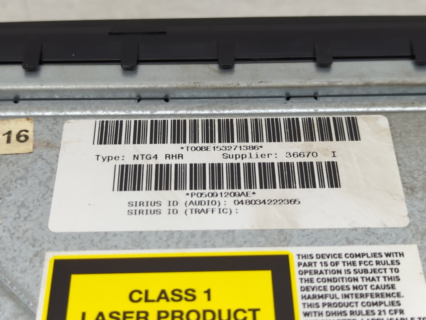 2012 Chrysler Town & Country Radio AM FM Cd Player Receiver Replacement P/N:P05091209AE Fits OEM Used Auto Parts - Oemusedau