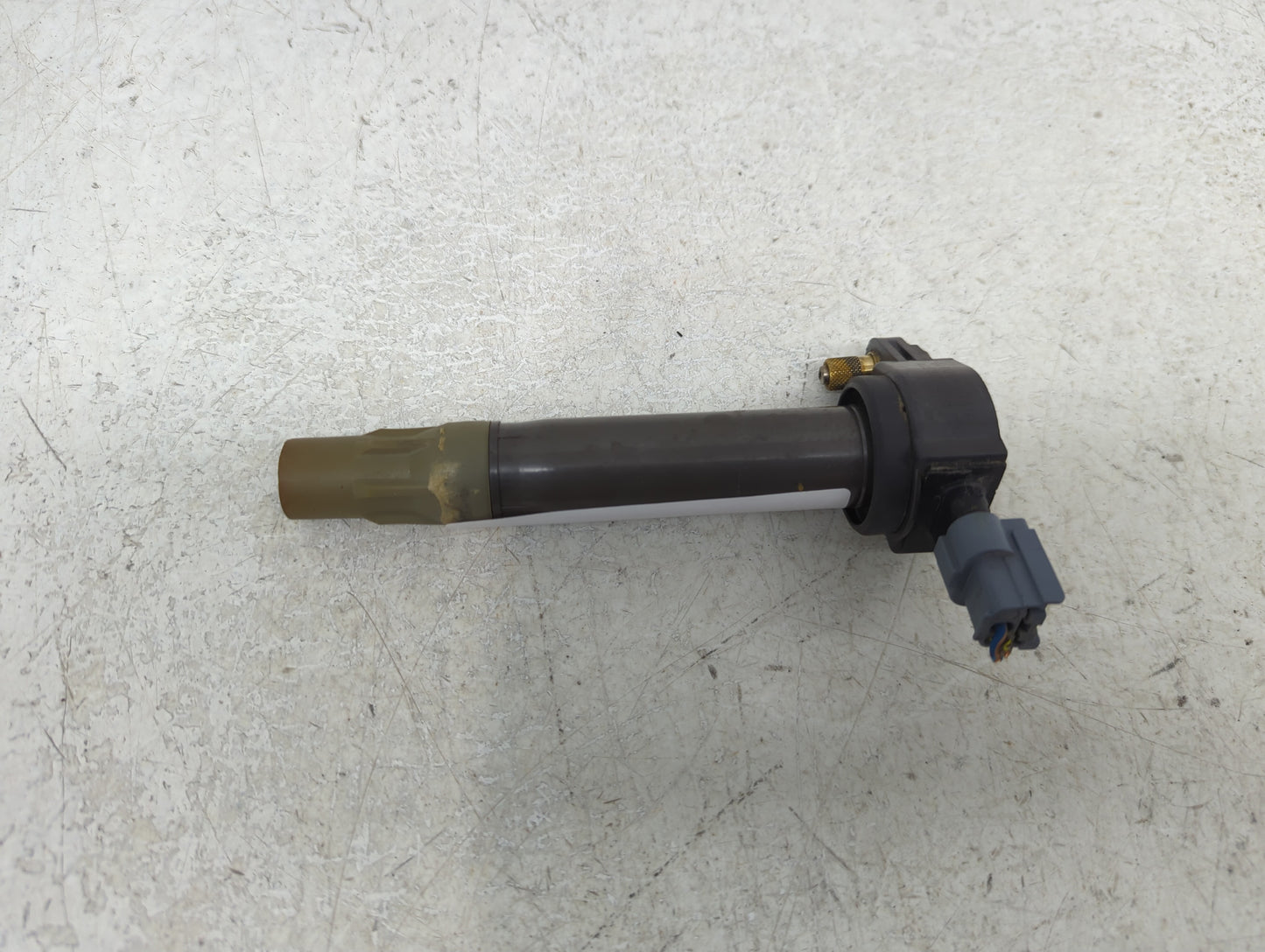 2012 Chrysler Town & Country Ignition Coil Igniter Pack - Oemusedautoparts1.com