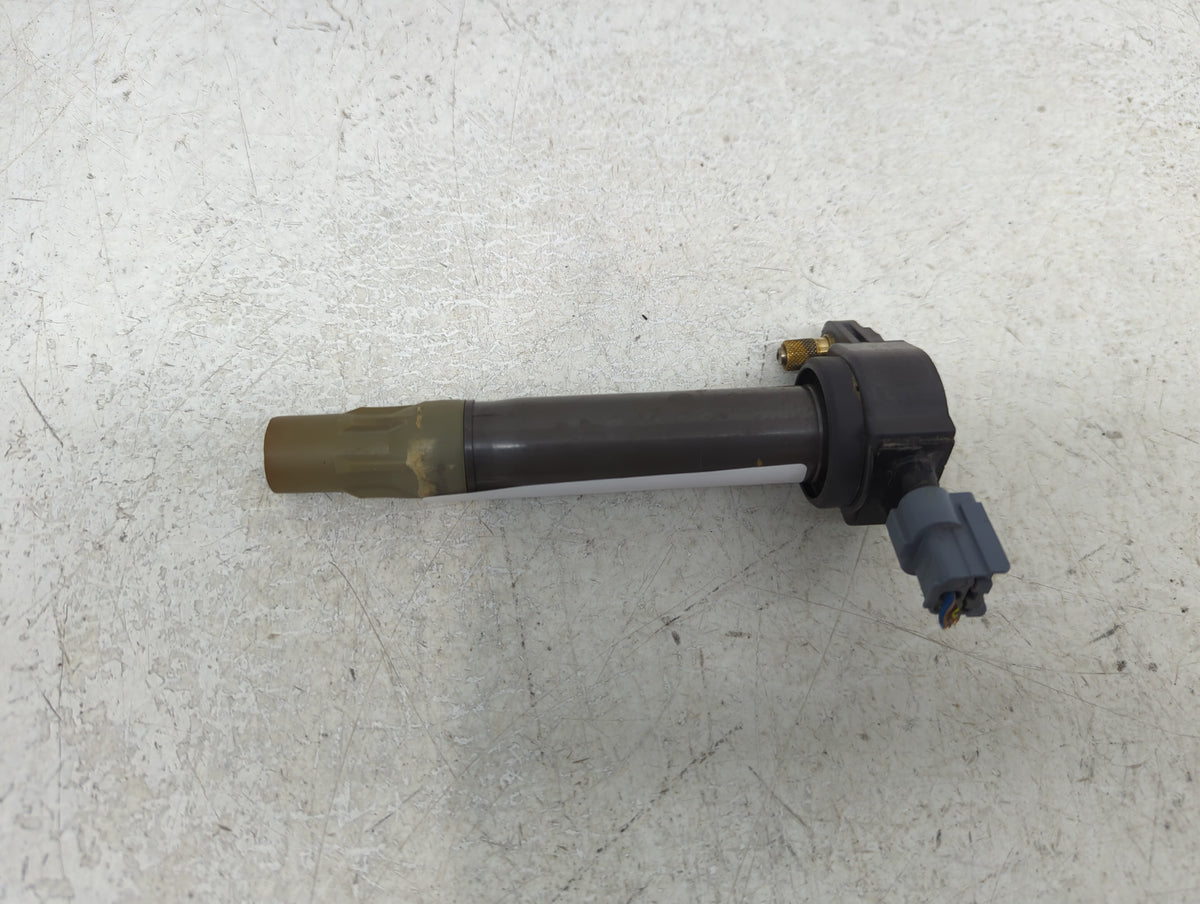 2012 Chrysler Town & Country Ignition Coil Igniter Pack - Oemusedautoparts1.com