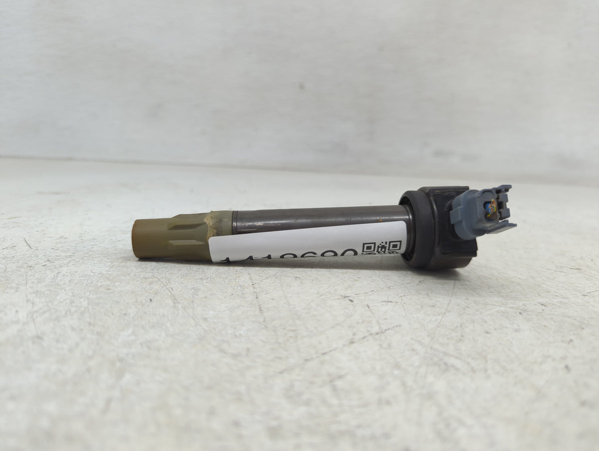 2012 Chrysler Town & Country Ignition Coil Igniter Pack - Oemusedautoparts1.com