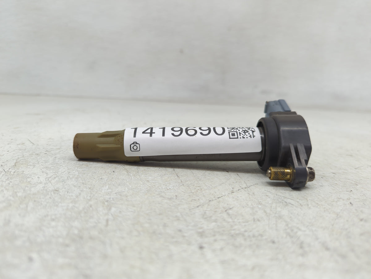 2012 Chrysler Town & Country Ignition Coil Igniter Pack - Oemusedautoparts1.com