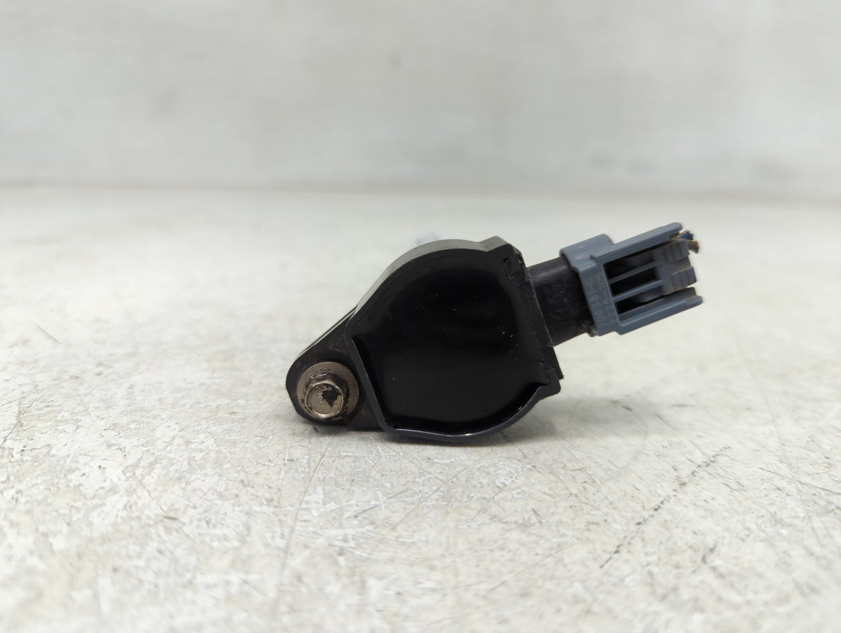 2012 Chrysler Town & Country Ignition Coil Igniter Pack - Oemusedautoparts1.com
