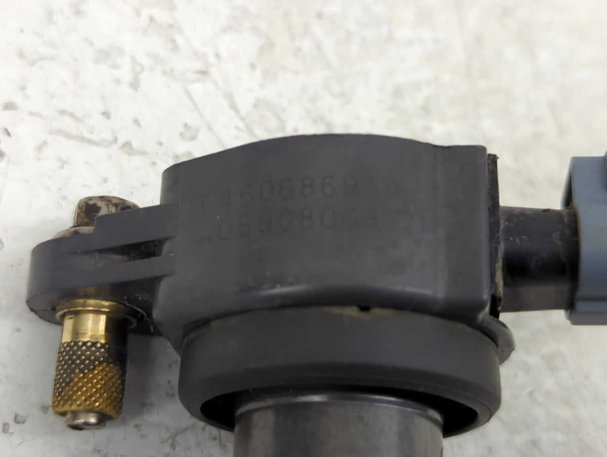 2012 Chrysler Town & Country Ignition Coil Igniter Pack - Oemusedautoparts1.com