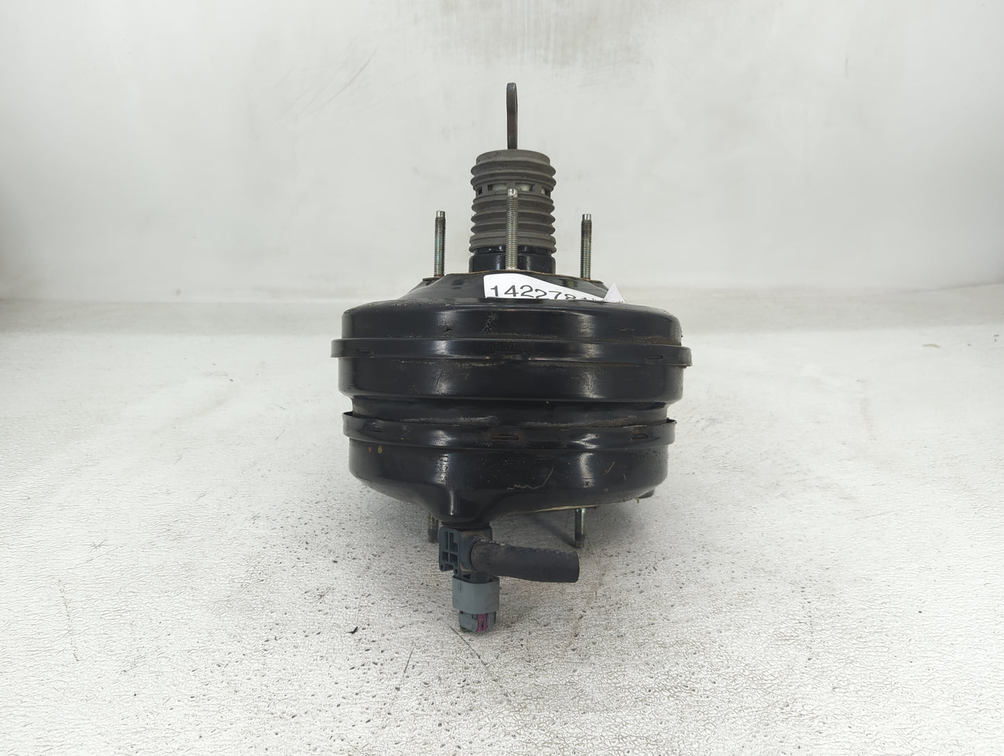 2012 Chrysler Town & Country Power Brake Booster Oem - Oemusedautoparts1.com