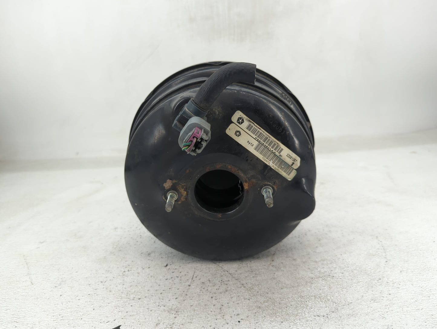 2012 Chrysler Town & Country Power Brake Booster Oem - Oemusedautoparts1.com