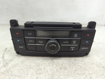 2011-2016 Chrysler Town & Country Climate Control Module Temperature AC/Heater Replacement P/N:P55111236AF Fits OEM Used Aut