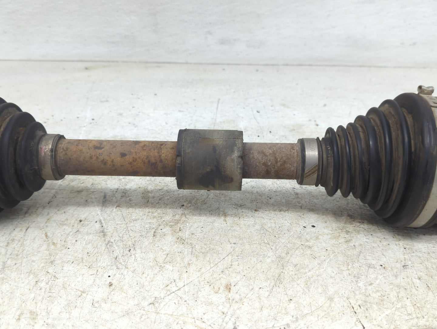 2011-2016 Chrysler Town & Country Axle Shaft Front Driver Cv C/v - Oemusedautoparts1.com