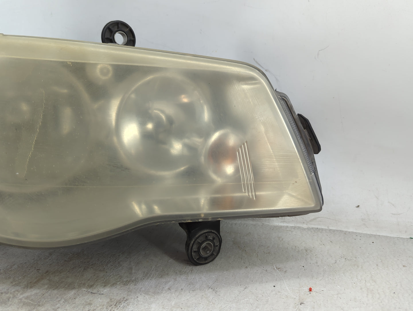 2008 Chrysler Town & Country Driver Left Oem Head Light Headlight Lamp 1431859 - Oemusedautoparts1.com