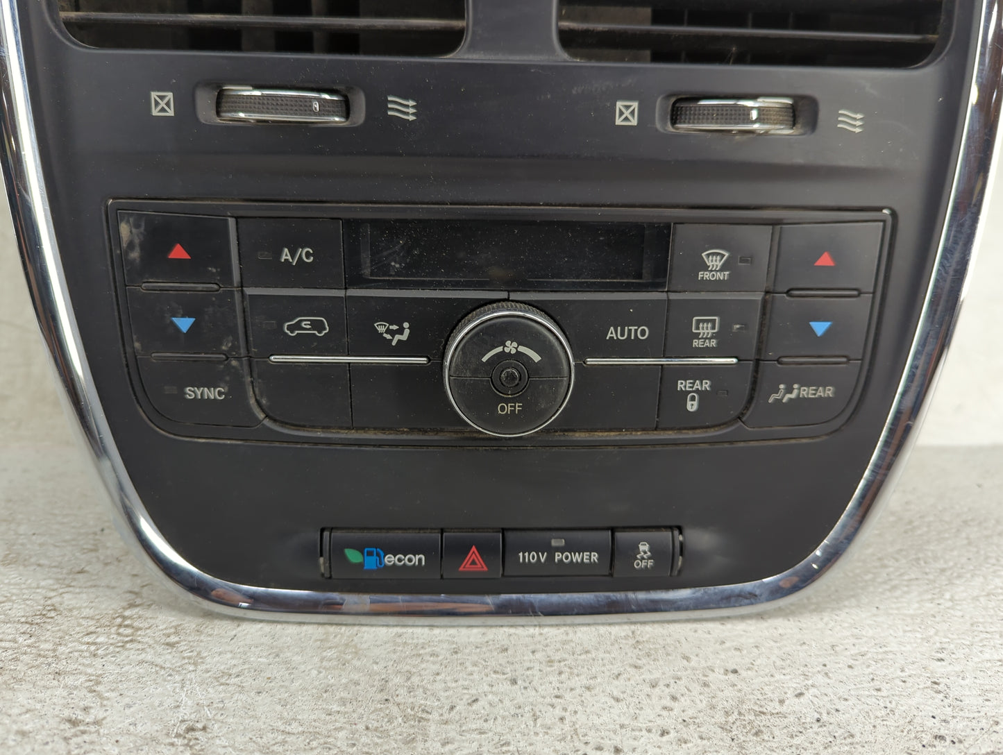 2011-2016 Chrysler Town & Country Climate Control Module Temperature AC/Heater Replacement P/N:P55111236AF 55111236AF Fits O