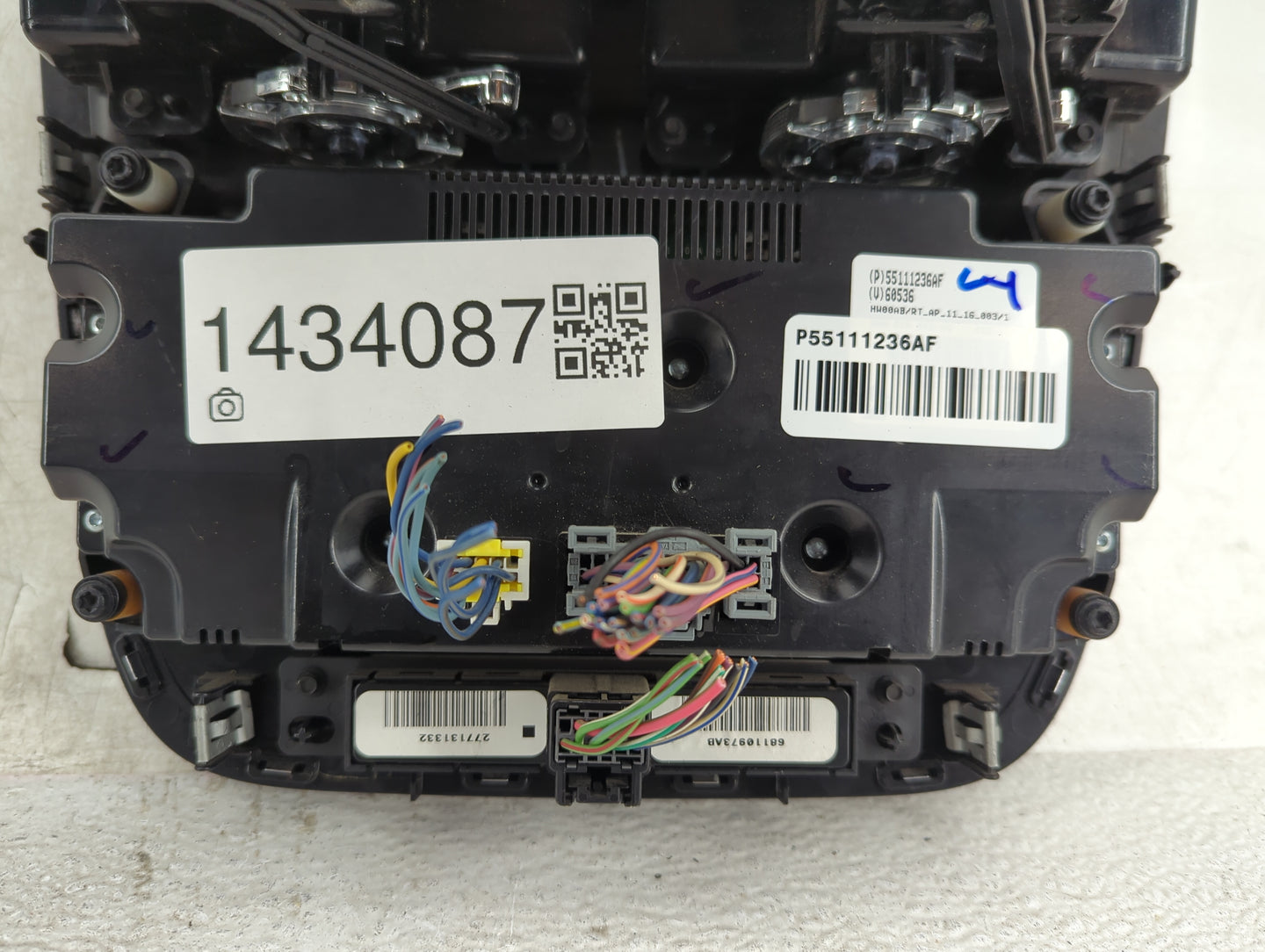 2011-2016 Chrysler Town & Country Climate Control Module Temperature AC/Heater Replacement P/N:P55111236AF 55111236AF Fits O