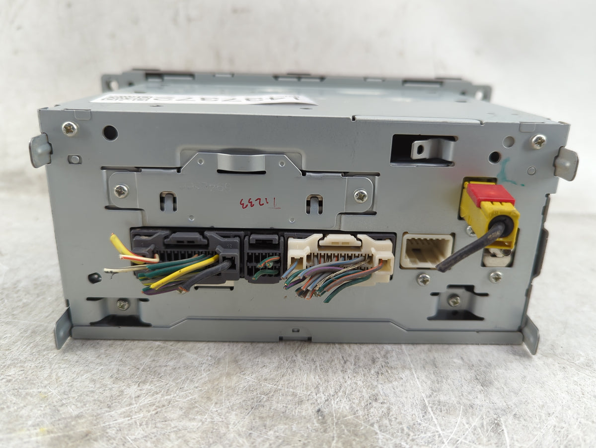 2012-2016 Chrysler Town & Country Radio AM FM Cd Player Receiver Replacement P/N:P05091201AC Fits OEM Used Auto Parts - Oemu