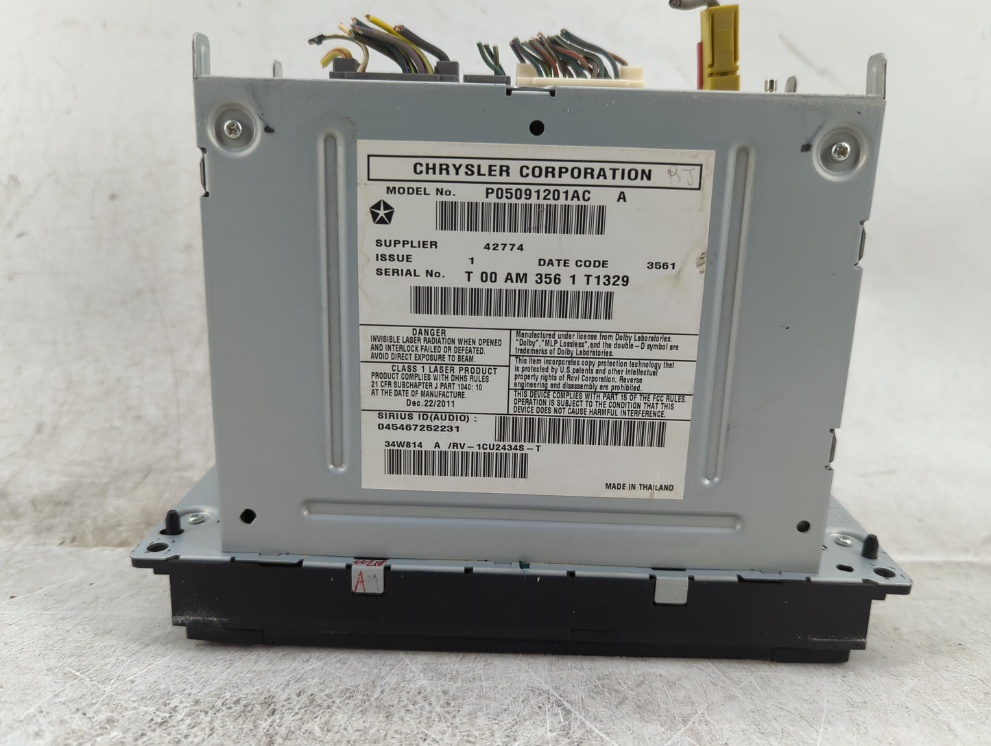 2012-2016 Chrysler Town & Country Radio AM FM Cd Player Receiver Replacement P/N:P05091201AC Fits OEM Used Auto Parts - Oemu