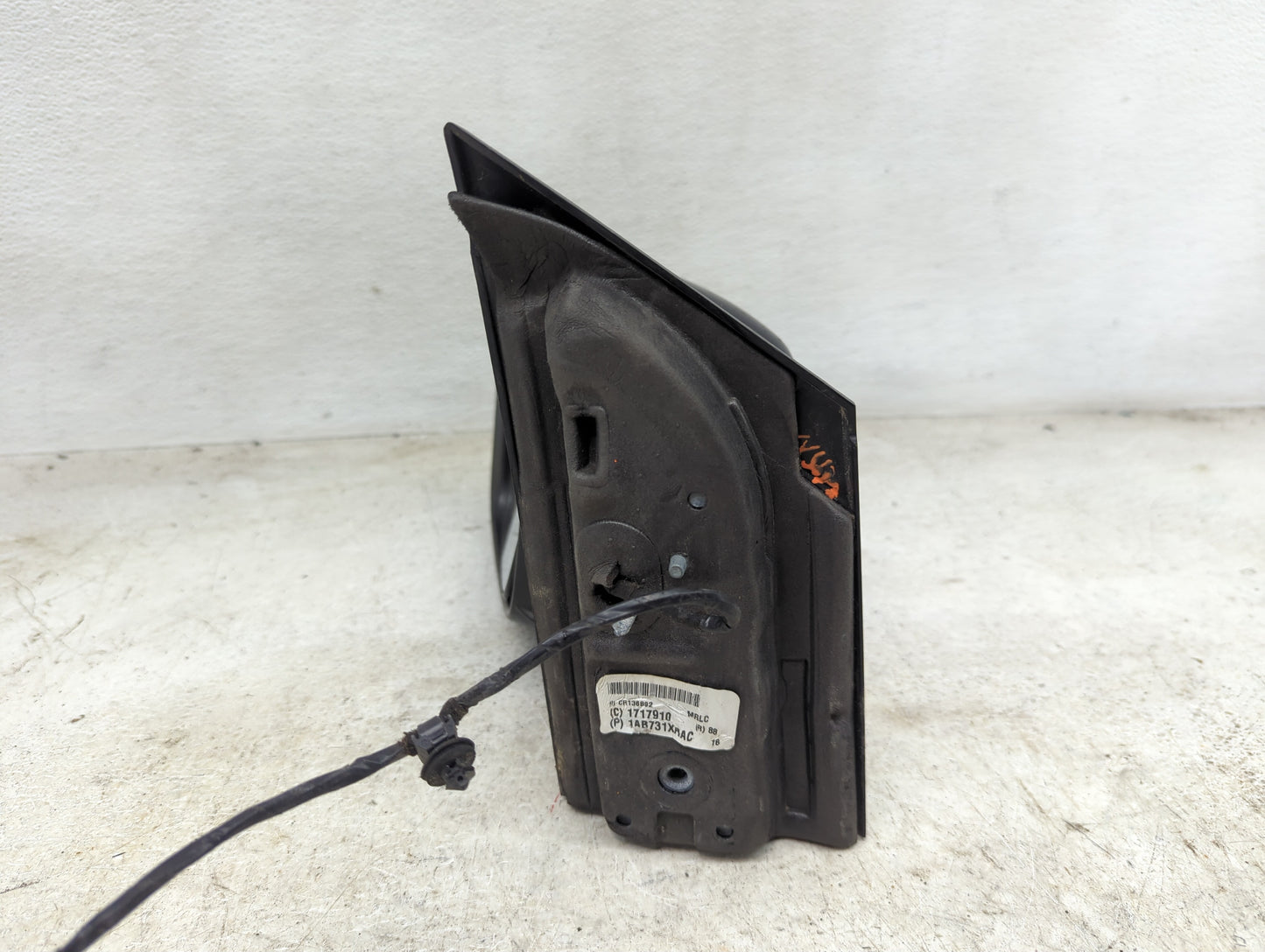 2011-2016 Chrysler Town & Country Driver Side View Mirror - Left Door Mirror OEM Used - Oemusedautoparts1.com