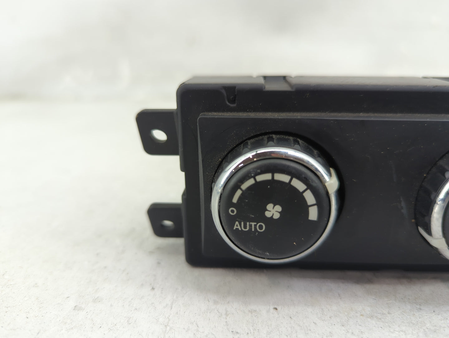2012-2016 Chrysler Town & Country Climate Control Module Temperature AC/Heater Replacement P/N:55111313AB Fits OEM Used Auto