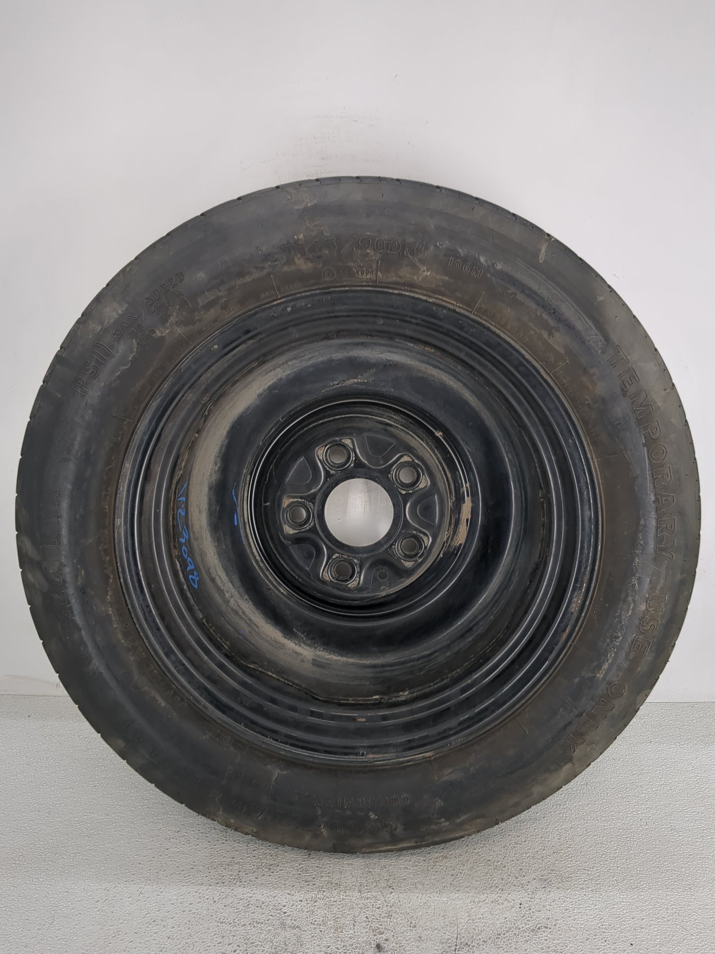 2012 Chrysler Town & Country Spare Donut Tire Wheel Rim Oem - Oemusedautoparts1.com