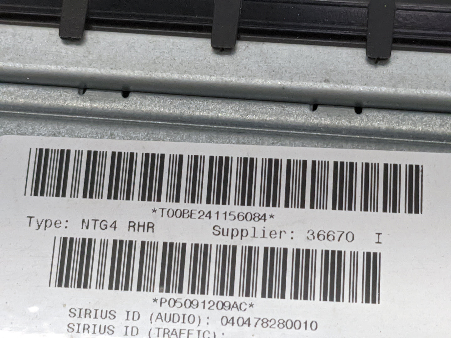 2012 Chrysler Town & Country Radio AM FM Cd Player Receiver Replacement P/N:P05091209AC T00BE241156084 Fits OEM Used Auto Pa