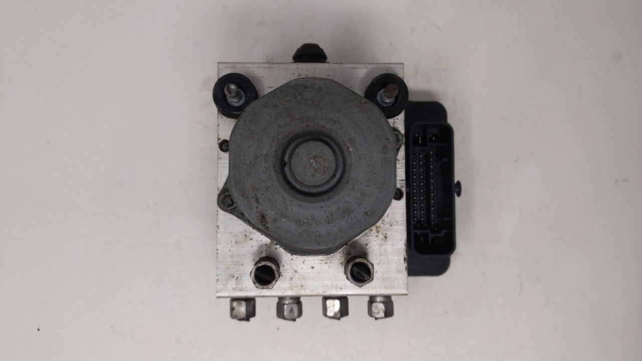 2012 Chrysler Town & Country ABS Pump Control Module Replacement P/N:P05154911AE P05154911AG Fits OEM Used Auto Parts - Oemu