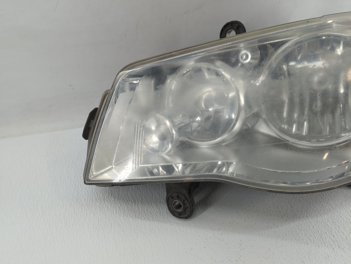 2008 Chrysler Town & Country Driver Left Oem Head Light Headlight Lamp 319682 - Oemusedautoparts1.com