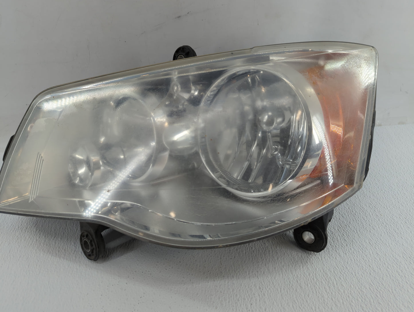 2012 Chrysler Town & Country Driver Left Oem Head Light Headlight Lamp - Oemusedautoparts1.com