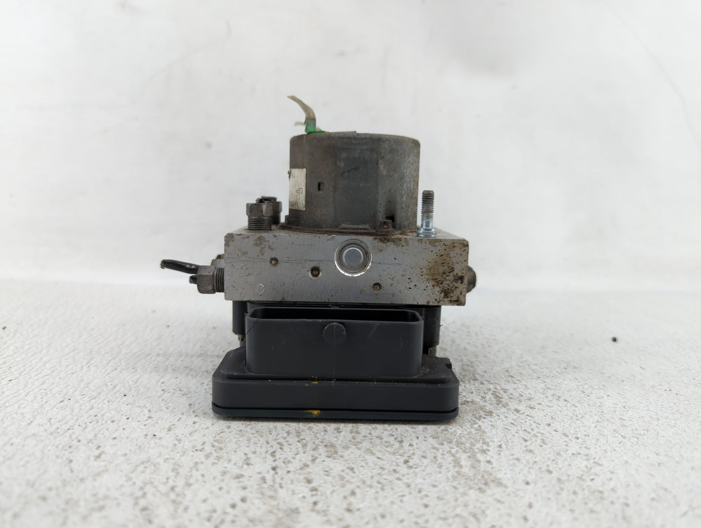 2012 Chrysler Town & Country ABS Pump Control Module Replacement P/N:P05154911AE P05154911AG Fits OEM Used Auto Parts - Oemu
