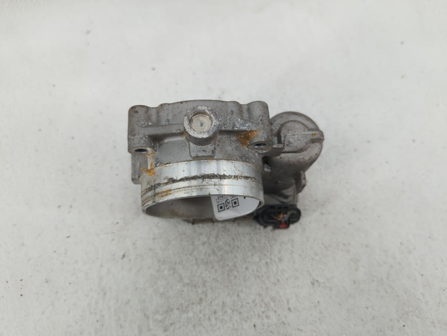 2011-2016 Chrysler Town & Country Throttle Body P/N:05184349AE 05184349AC Fits OEM Used Auto Parts - Oemusedautoparts1.com