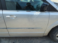 2008-2016 Chrysler Town & Country Passenger Front Door Oem 5011037 - Oemusedautoparts1.com