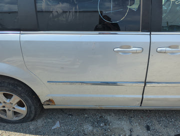 2011-2016 Chrysler Town & Country Passenger Rear Door Oem - Oemusedautoparts1.com