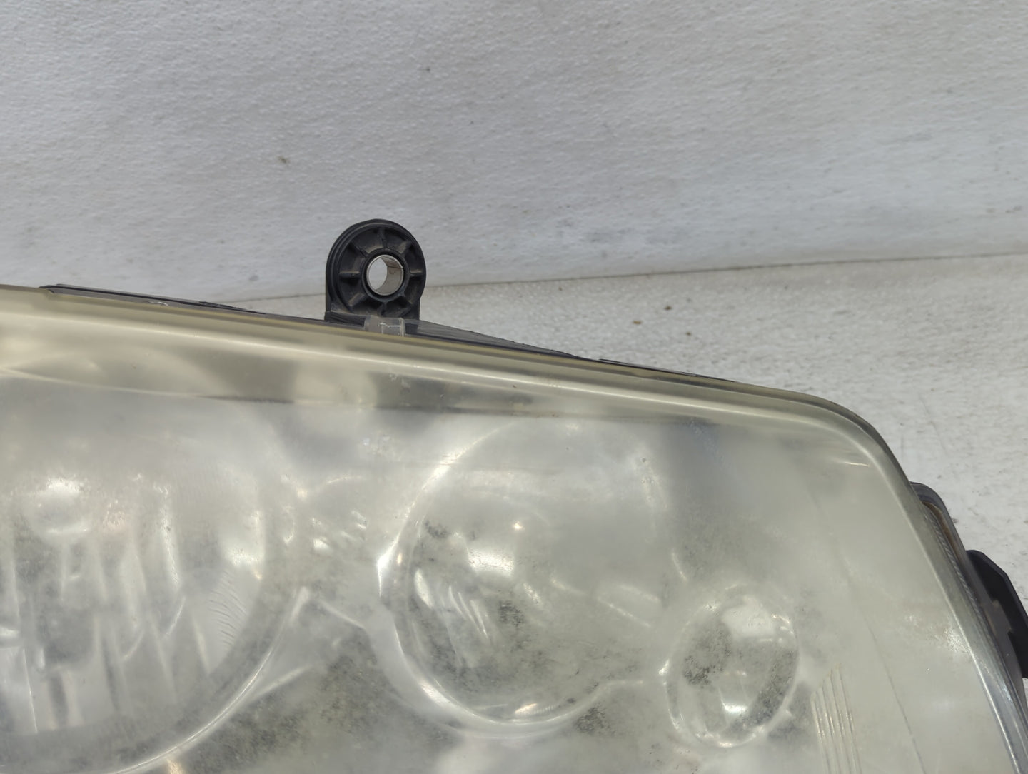 Head Lights 2012 CHRYSLER TOWN & COUNTRY - Oemusedautoparts1.com