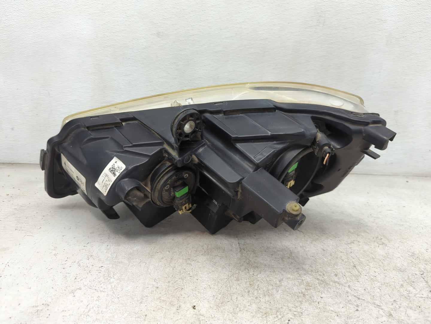 Head Lights 2012 CHRYSLER TOWN & COUNTRY - Oemusedautoparts1.com