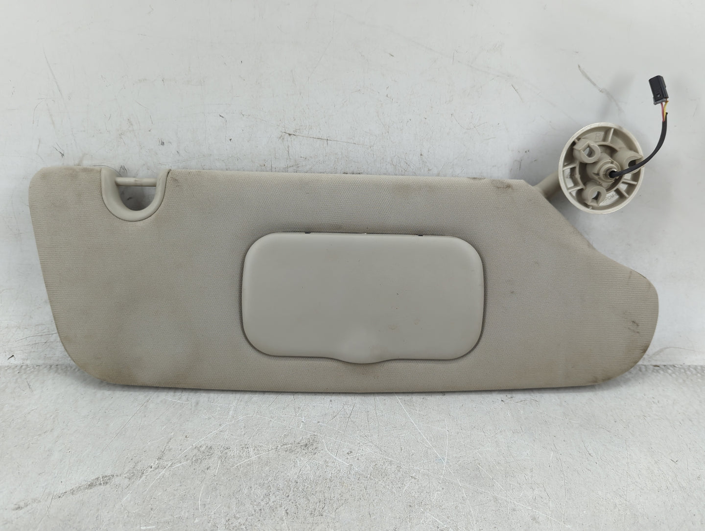 2011-2016 Chrysler Town & Country Sun Visor Shade Replacement Passenger Right Mirror Fits OEM Used Auto Parts - Oemusedautop