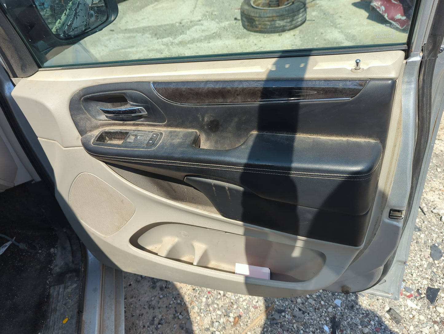 Door Panels 2012 CHRYSLER TOWN & COUNTRY - Oemusedautoparts1.com