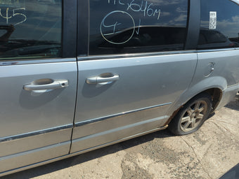 compare product 2011-2016 Chrysler Town & Country Driver Rear Door Oem 5011167