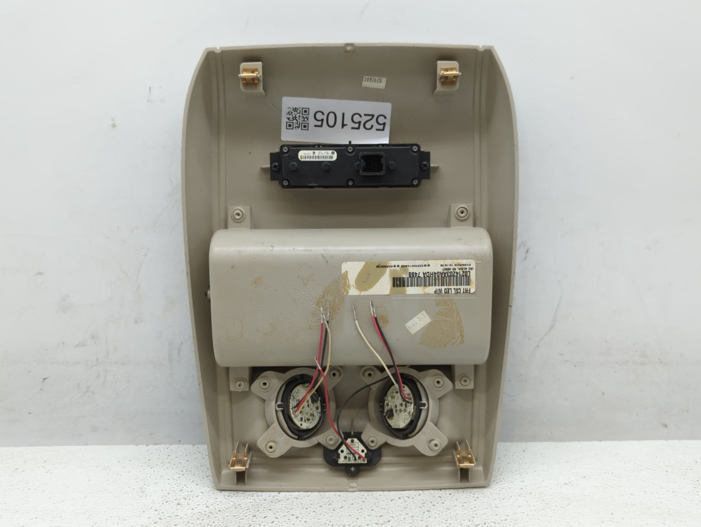 2012 Chrysler Town & Country Overhead Roof Console - Oemusedautoparts1.com