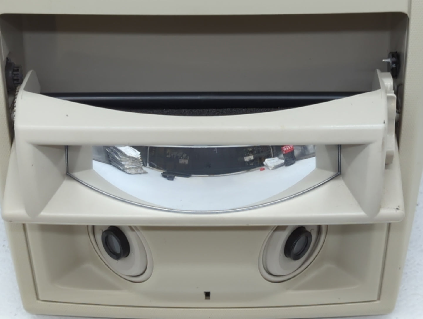 2012 Chrysler Town & Country Overhead Roof Console - Oemusedautoparts1.com