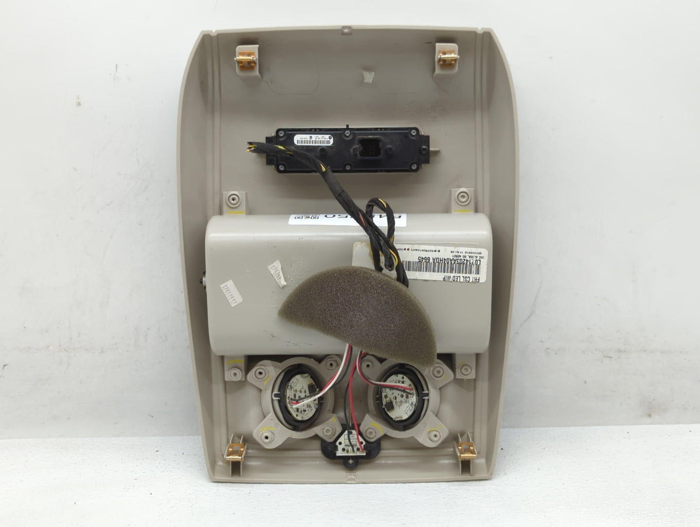 2012 Chrysler Town & Country Overhead Roof Console - Oemusedautoparts1.com