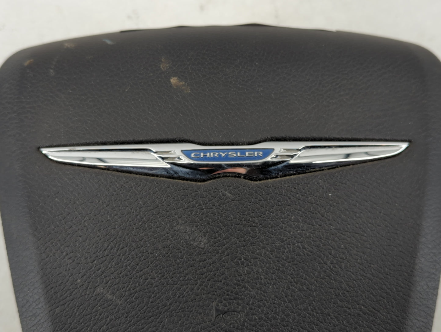 2011-2012 Chrysler Town & Country Air Bag Passenger Right Dashboard Oem - Oemusedautoparts1.com