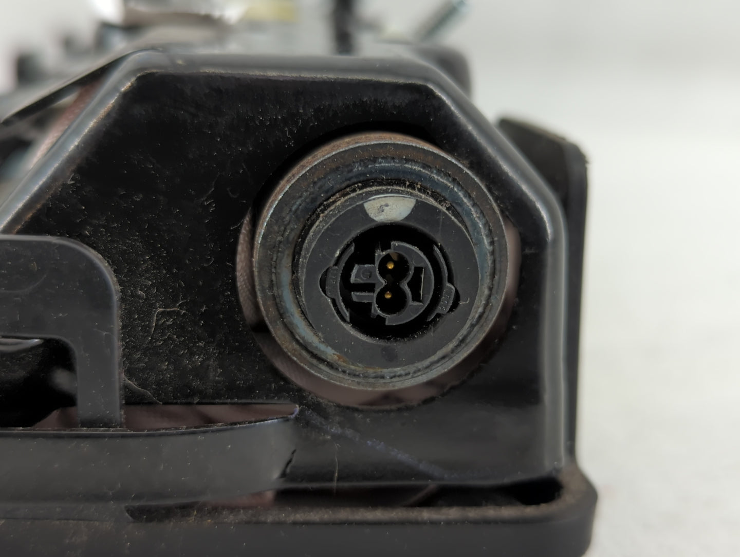 2012 Chrysler Town & Country Air Bag Driver Left Knee OEM P/N:P05057771AE Fits OEM Used Auto Parts - Oemusedautoparts1.com