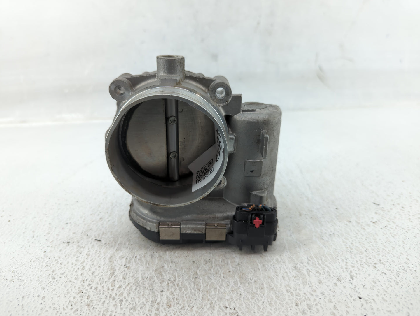 2011-2016 Chrysler Town & Country Throttle Body P/N:05184349AC Fits OEM Used Auto Parts - Oemusedautoparts1.com