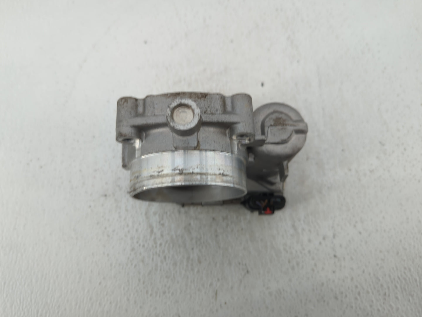 2011-2016 Chrysler Town & Country Throttle Body P/N:05184349AC Fits OEM Used Auto Parts - Oemusedautoparts1.com