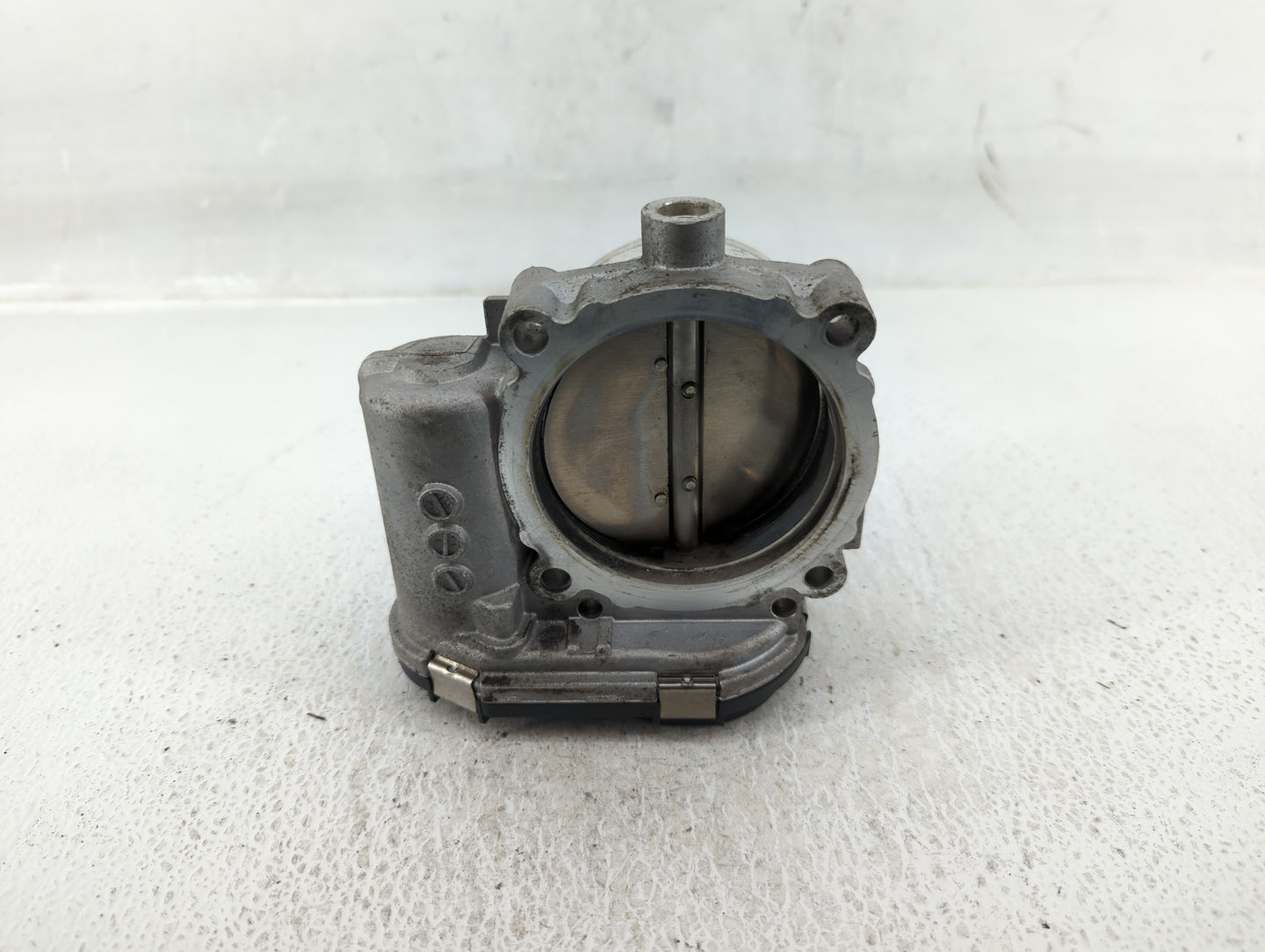 2011-2016 Chrysler Town & Country Throttle Body P/N:05184349AC Fits OEM Used Auto Parts - Oemusedautoparts1.com