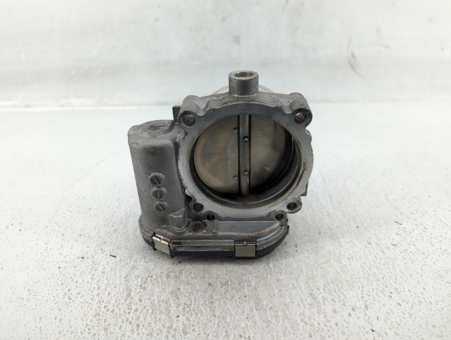 2011-2016 Chrysler Town & Country Throttle Body P/N:05184349AC Fits OEM Used Auto Parts - Oemusedautoparts1.com