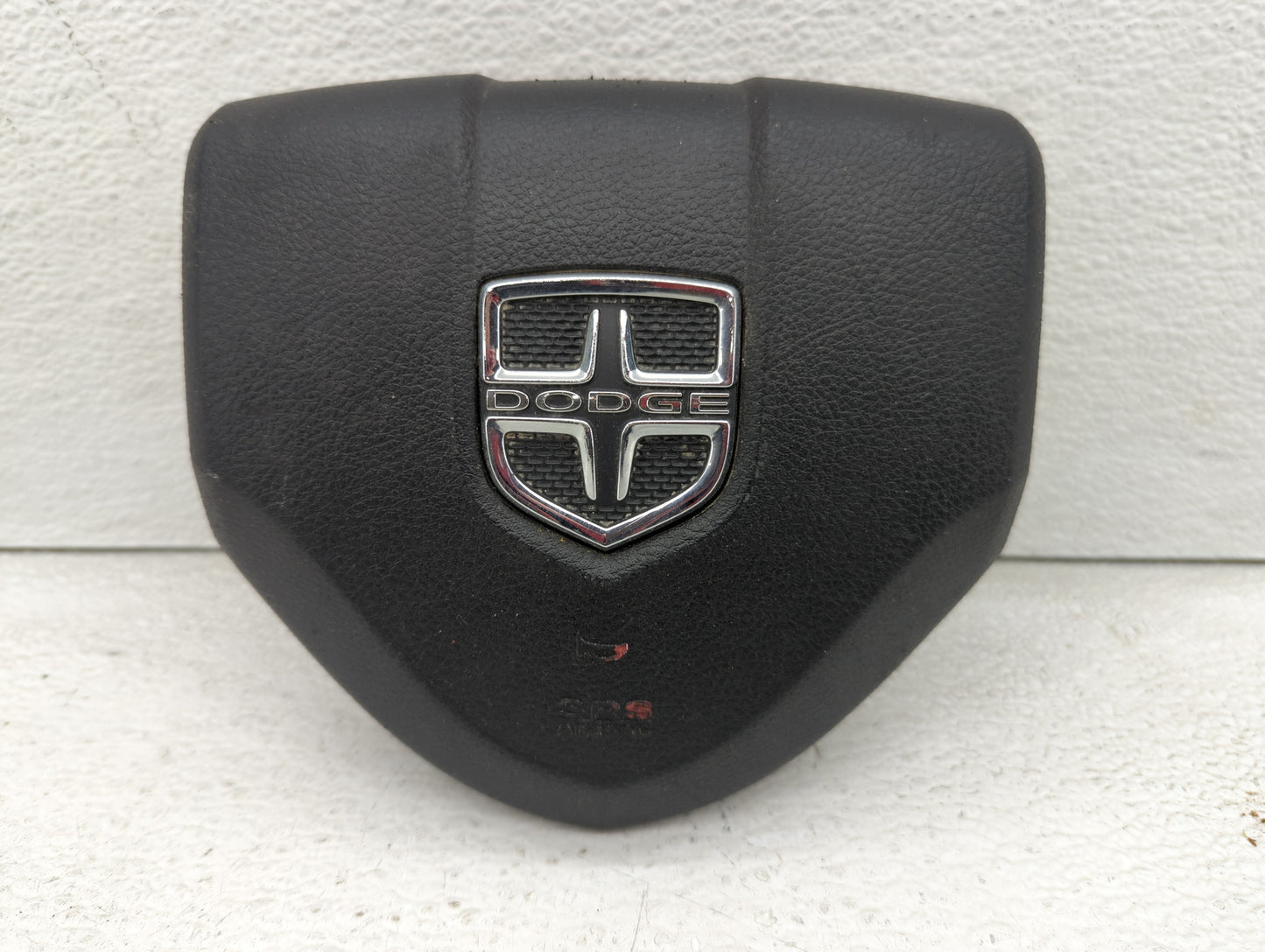 2011-2012 Chrysler Town & Country Air Bag Driver Left Steering Wheel Mounted P/N:PT1-1031 ADPS Fits Fits 2011 2012 OEM Used 